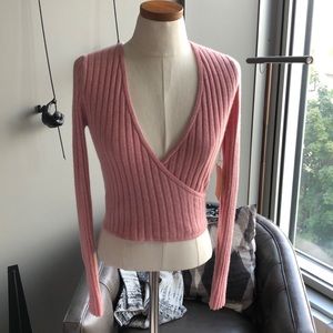 New Reformation Cashmere Faux Wrap Crop Sweater Size Medium MSRP $128 (Rose)